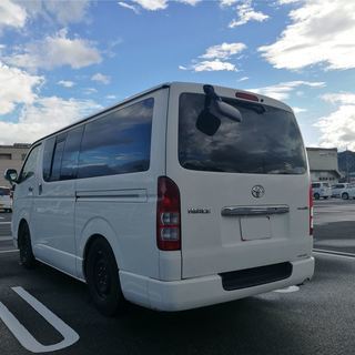 ハイエース　ロング スーパーGL　ローダウン　ベッドキットの画像