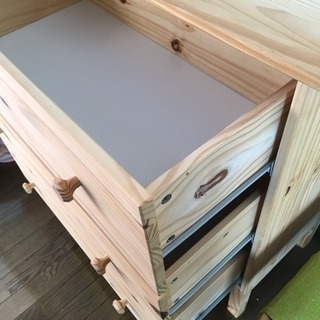 IKEA パイン無垢材 チェスト (shora) 甲府の収納家具《タンス