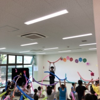 バルーンアート、手品、大道芸、ジャグリング、パントマイム、弾き語りなどの教室です！の画像