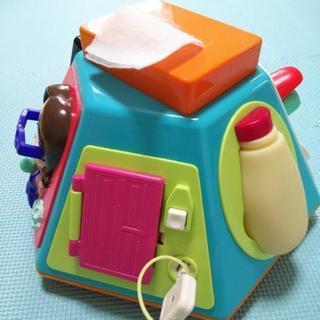いたずら１歳やりたい放題　箱あり