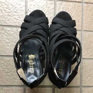 ほぼ未使用 サンダルの画像