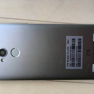 SIMフリー★ZTE BLADE V7 LITE★の画像