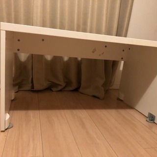 IKEA テーブルの画像