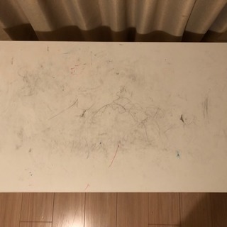 IKEA テーブルの画像