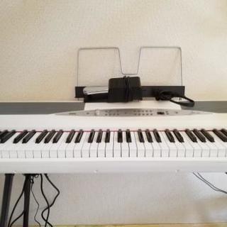 KORG 電子ピアノ SP-280-WH 88鍵 ホワイト

の画像