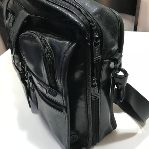 TUMI ビジネスバック