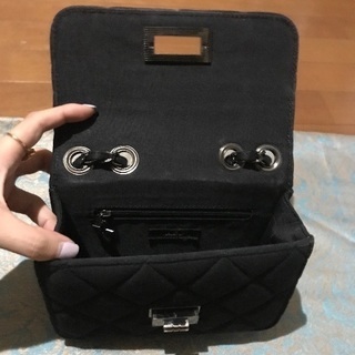 ※現在お取引を止めております※小さめバッグ ポケット付き！の画像