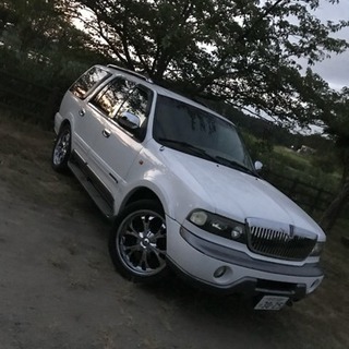 激安リンカーンナビゲーター売ります！