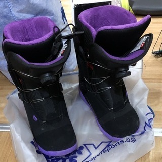 スノボの靴の画像