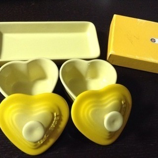 ほぼ新品♪　ル・クルーゼの小物入れ&トレー