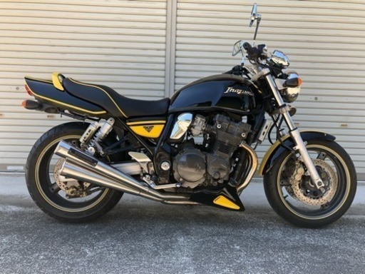 イナズマ400 アンダーカウル　ヨシムラ4本出しマフラーに干渉せず綺麗に付きます 予備車検付‼️ イナズマ400 ヨシムラ4本出し カスタムペイント (たか