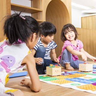 幼児向けプログラミングスクールスタッフ【未経験OK】の画像