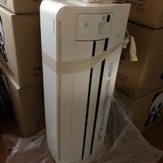 14畳用2014年東芝製エアコンの画像