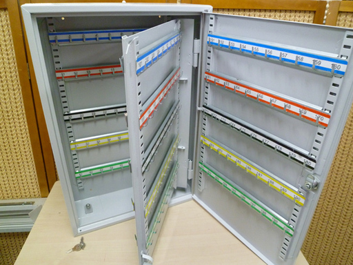 南12条店 壁掛けタイプ 鍵収納 鍵管理 キーボックス 200本収納可能 幅37.5cm