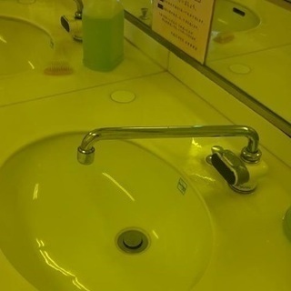 高齢者／主婦／ダブルワーク　OK!　 屋内清掃スタッフの募集ですの画像