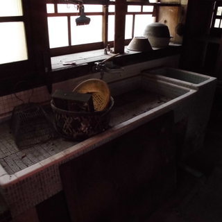 津和野の民家・土地を売ります ～のんびり田舎暮らしはじめませんか～ − 島根県