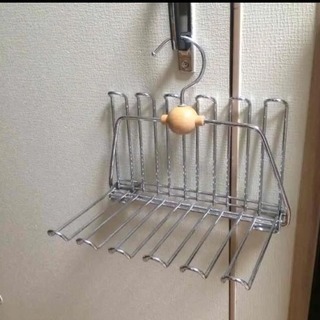 お洒落♪スチール製のベルト・ネクタイハンガーの画像