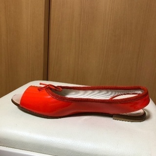 レペットの朱赤の靴★美品サイズ36の画像