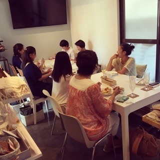 お菓子屋さんやパン屋さん、カフェを経営してみたい方