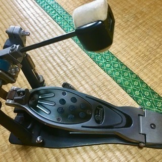 Pearl ペダル ケース付の画像