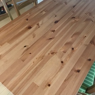 IKEA ダイニングテーブルの画像