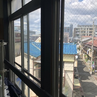 アルミサッシの塗装作業