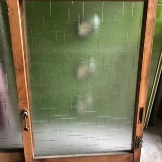 11月まで　古道具 窓 ガラス 古民家　アンティーク　昭和レトロ　木枠 タG0413◇【H91cm×W87,5cm】◇アンティーク◇味わいのある古い木枠