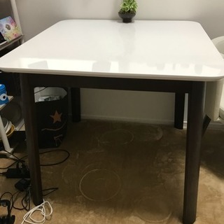 ダイニングテーブルセットの画像