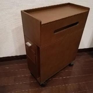 【値下げ】収納多く使い勝手の良いキャビネットの画像