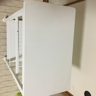ワゴンの画像