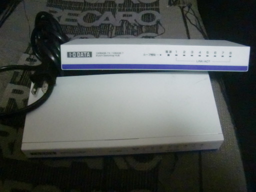 i-oデータ　ハブ　ETX-ESH08NB 　1回使用２個セット