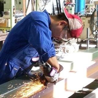 技能工（溶接・金属加工等）福島工場勤務