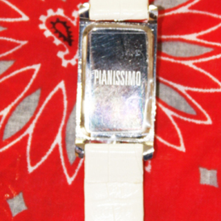 【美品】レディース 腕時計 デュアルタイム ホワイトレザーの画像