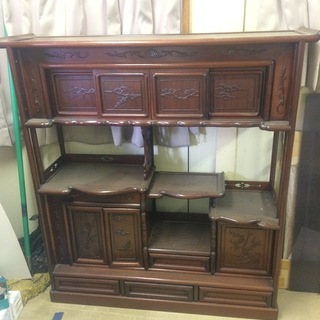 ５万円　昭和レトロ　ヴィンテージ家具　唐木紫檀の飾り棚　縁起物　...