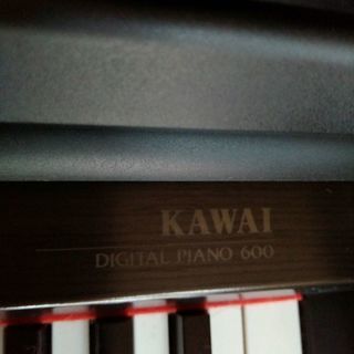 電子ピアノ