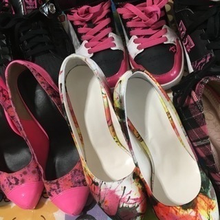 パンプス ピンク 花柄の画像