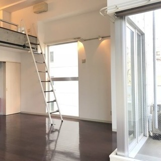 バスセンター前駅から徒歩2分♪( ´▽｀) オシャレなロフト付きデザイナーズマンション🌇お部屋探しは札幌最安値のサニー不動産♪(๑ᴖ◡ᴖ๑)♪の画像