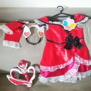 【交渉中】　プリキュア　キュアパッション　衣装とおもちゃ（中古）