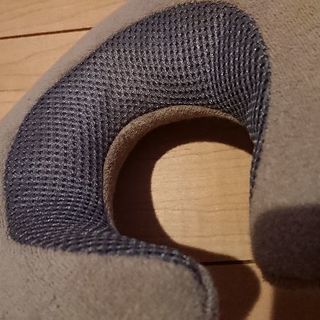 エールべべ チャイルドシート用うたたね枕の画像