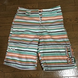週末最終値下げ ほぼ新品 サーフパンツ ボード TEN-80 タ...