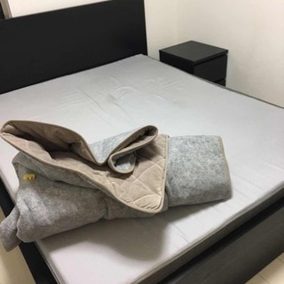 IKEA MALMダブルベッドフレーム黒の画像