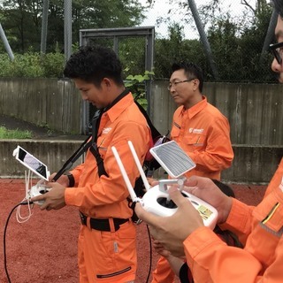 【鳶職・板金・ドローン操縦士】ダントツ成長企業サクライで一生モノの「技術」と「経験」を手に入れろ! 寮完備　福利厚生充実　足場での独立支援の画像