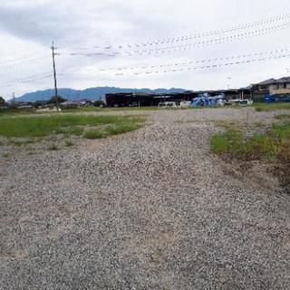 貸します　資材置場　駐車場　約1500平米 - 天理市