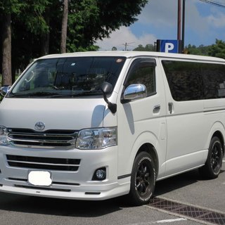 ハイエース 4DW Diesel  H25年 77000Kｍ 5...