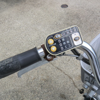 電動アシスト　三輪車の画像