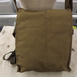 ミリタリーバッグ リメイク ショルダーバッグ 幅24.5cm カーキ バック　西岡店 の画像