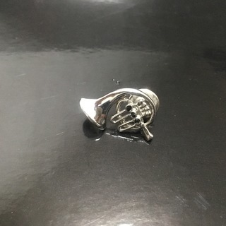 ホルン　ラペルピン