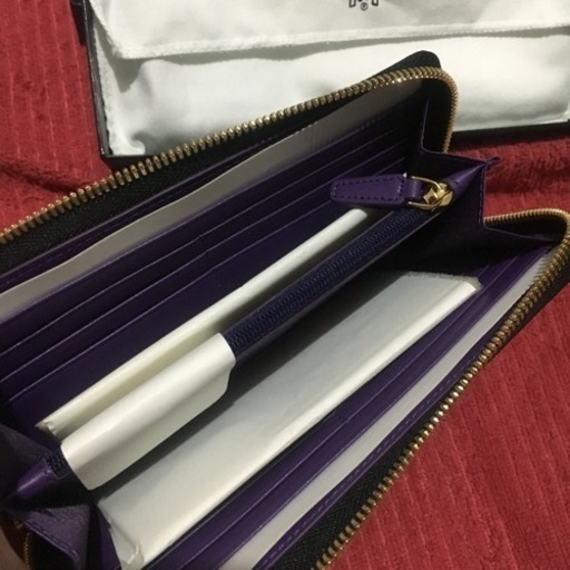 【値下げ交渉可能】 MCM長財布 黒×内側紫 / 箱付き