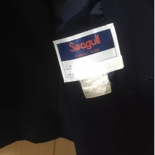 seagullの幼稚園制服ブレザー110センチ シルバーボタン 紺色