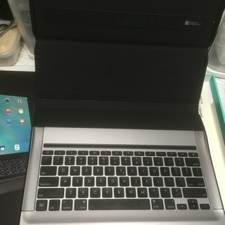iPad Pro 12.9 256GB セルラー ソフトバンク ケース付きの画像